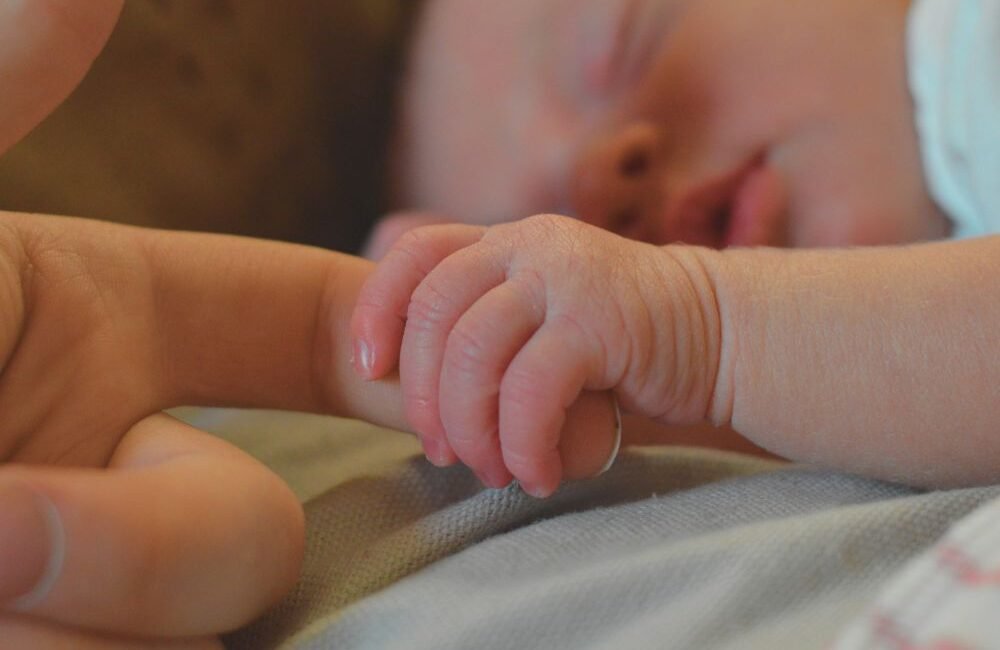 Os 1000 Dias da Criança: um guia prático para pais e mães.